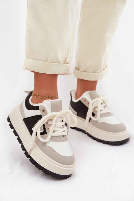 Sneakers Stilvollllschuhe Feminin mit einer Plattform graue Farbe Florinda