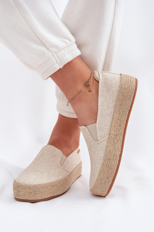 Espadrilles mit einer Plattform Big Star TT274089 Beige