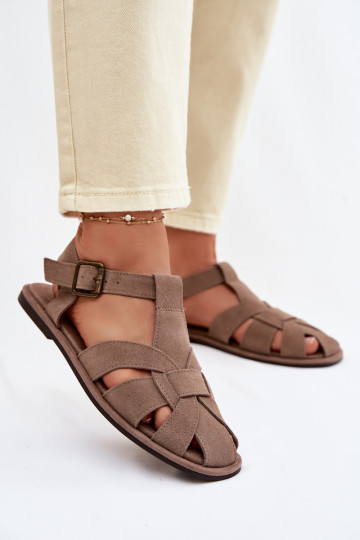 Flache Wildleder Sandalen für Frauen Big Star TT274250 sandfarbene Farbe
