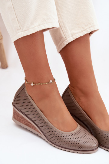 Schuhe Feminin mit einer Plattform Vinceza 58629 Beige