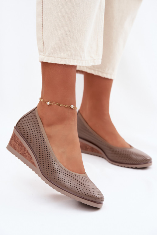 Schuhe Feminin mit einer Plattform Vinceza 58629 Beige