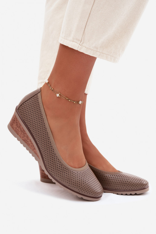 Schuhe Feminin mit einer Plattform Vinceza 58629 Beige