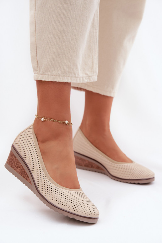 Schuhe Feminin mit einer Plattform Vinceza 58629 elfenbeinfarbe