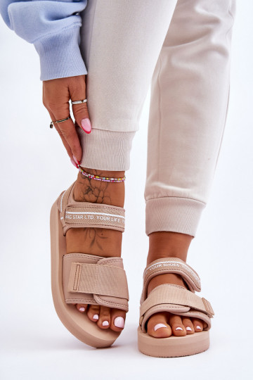 Damen Sandalen mit Klettverschluss Big Star LL274787 sandfarben 2