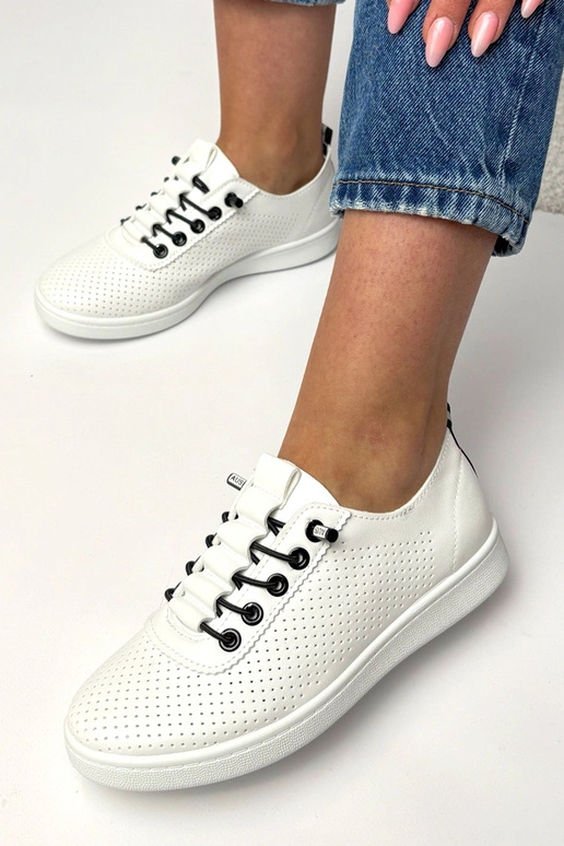 Weiße einlegbare perforierte Sneaker...