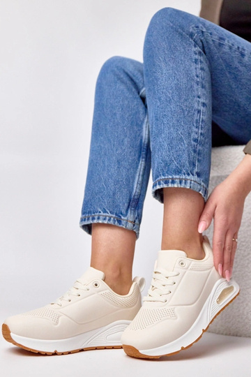 Sandfarbene Sneaker mit...