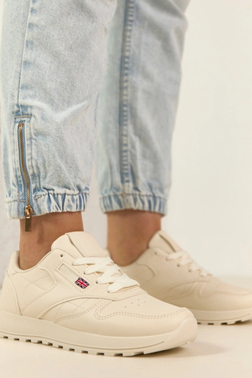 Helle sandfarbene...