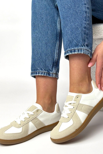 Weiße-sandfarbene Sneaker mit Plateau Valentine