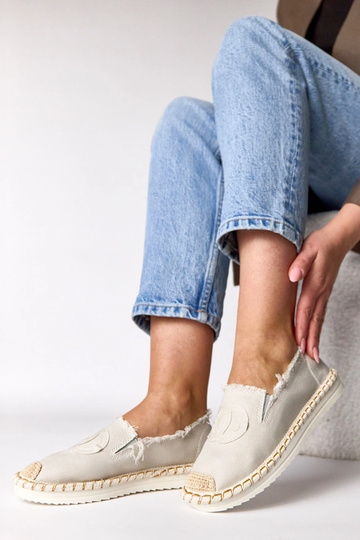 Graue Espadrilles mit... 2