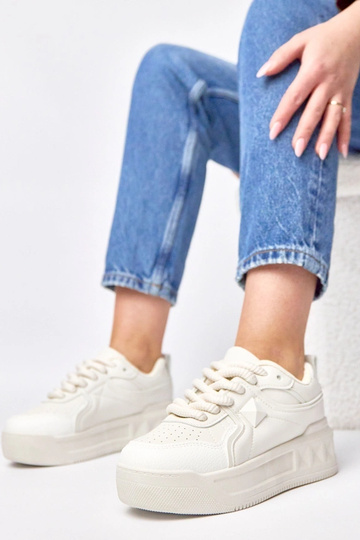 Sandfarbene Sportschuhe mit Plattform Alessandra