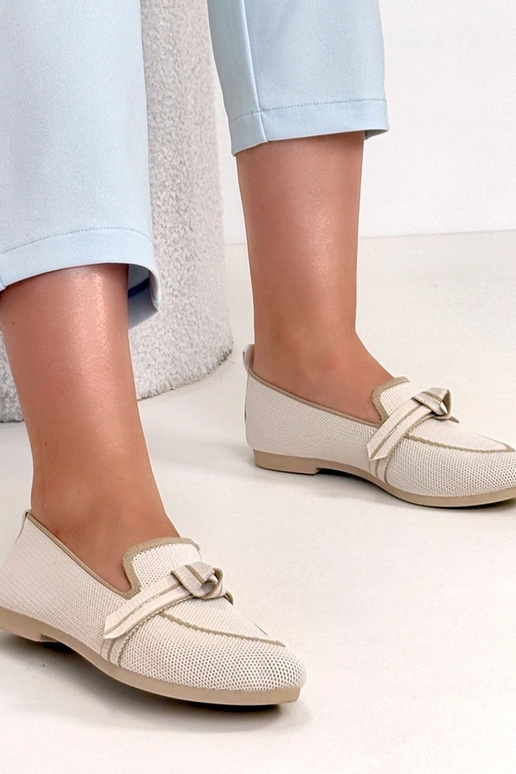 Sandfarbene Wildleder-Ballerinas mit...