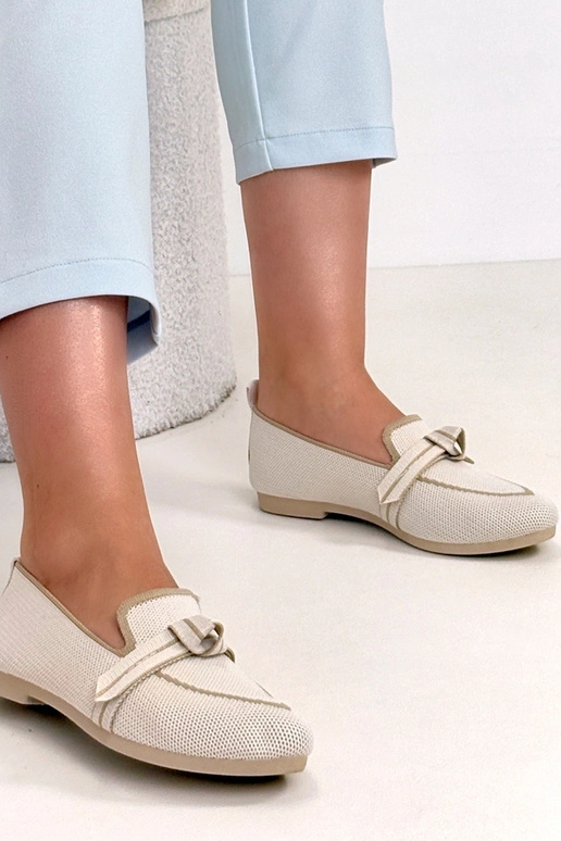 Sandfarbene Wildleder-Ballerinas mit...