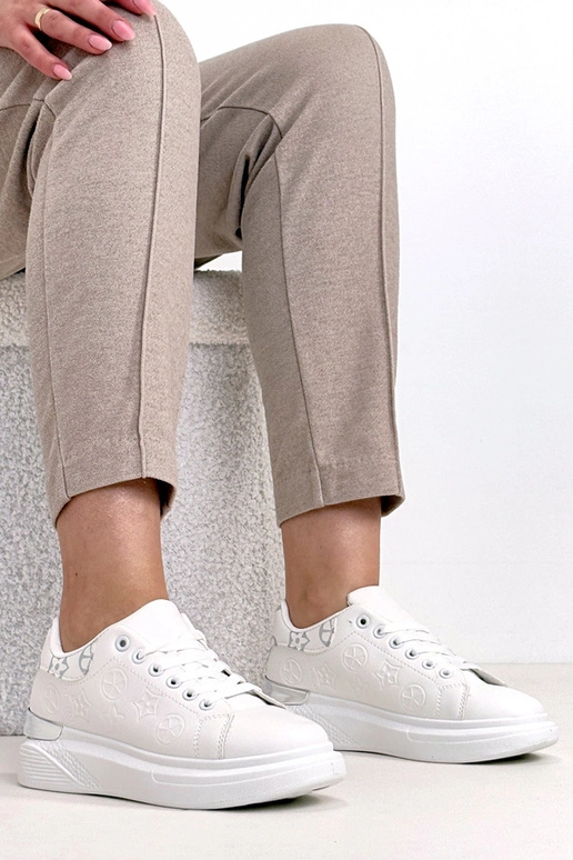 Weiße Sportschuhe mit Schnürung Peyton