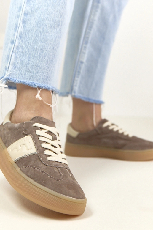 Dunkelbraune Leder-Sportschuhe mit...