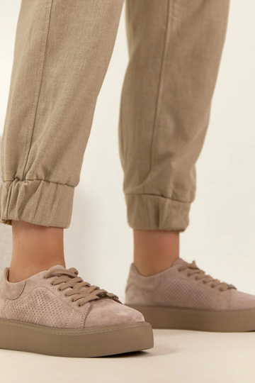 Sandfarbene Leder-Sneaker mit Plateau Filippo 2