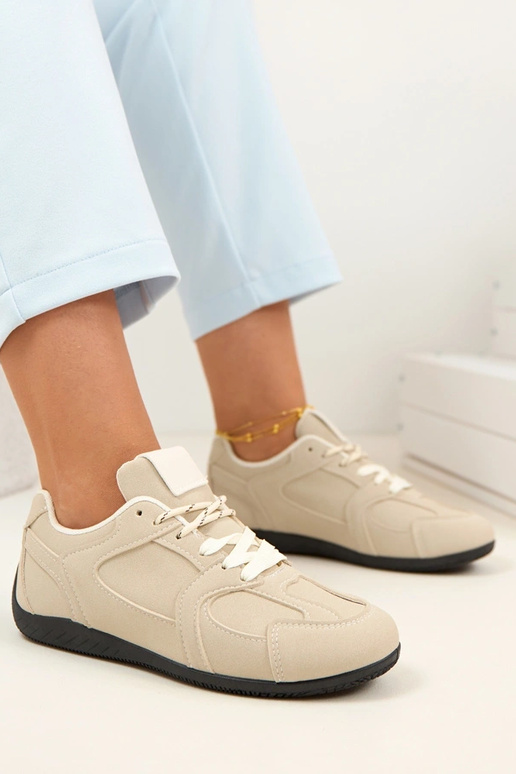 Sandfarbene Damen Basketball-Sneaker...