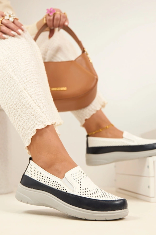 Weiße dunkelblaue durchbrochene...