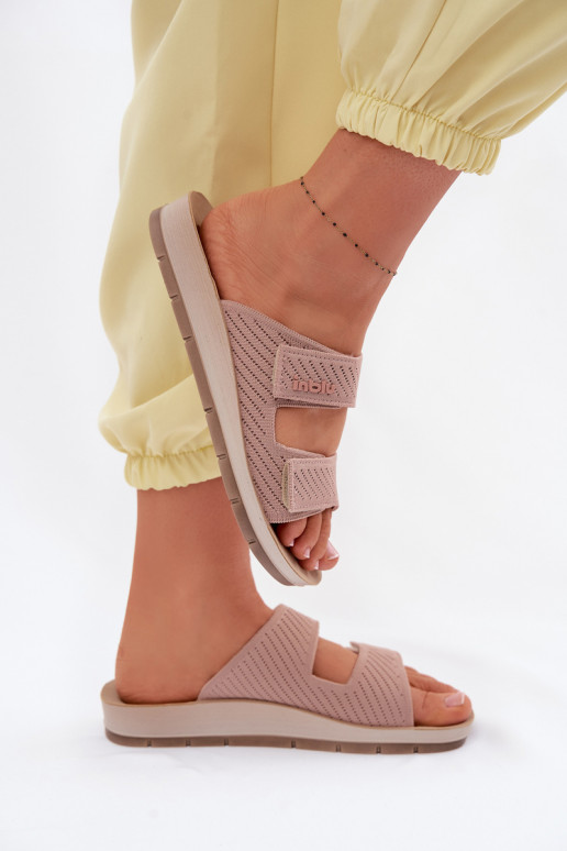 Damenhausschuhe INBLU AG000015 pinke Farbe