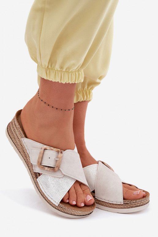 Damenhausschuhe mit einer Plattform dekorieren mit Schnallen Inblu RV000012 elfenbeinfarbe