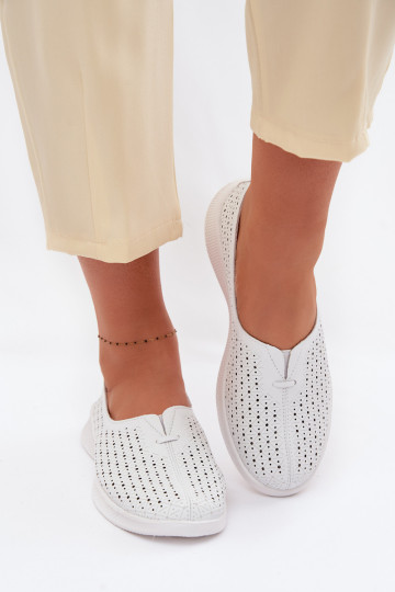 Haut mit durchbrochenen Elementen Schuhe Feminin Zueiße Farbe Eliva