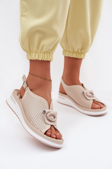 Damen-Sandaletten mit dekorativen Details Deliva sandfarben 2