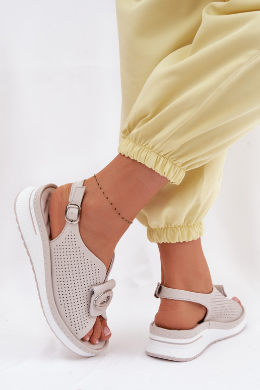 Damensandalen Feminin Mit Dekorationen Detalem graue Farbe Deliva