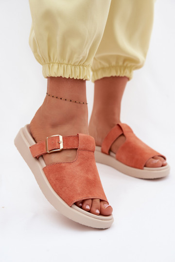 Damen-Suede-Slipper mit Plateausohle und goldfarbenen Schnallen Zemela orange 2