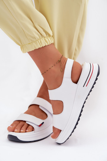 Damensandalen Feminin mit einer Plattform mit Klebeverschlüssen Zueiße Farbe Jemela 2