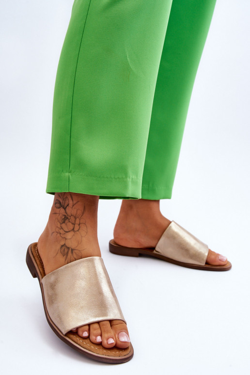 Feminin Die Haut ist glatt Hausschuhe goldene Farbe Cerise