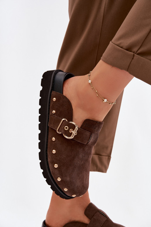 Hausschuhe Verstopfungen aus INildleder mit einer Plattform mit Nieten I mit Schnallen Big Star TT274952 CzekoladoZue