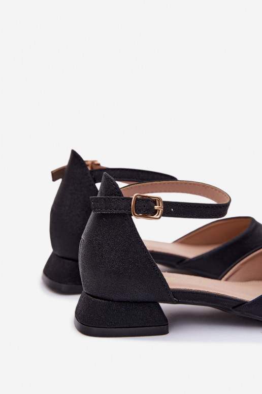 Kindisch Glänzende Sandalen Auf niedrigem Absatz schZuarze Farbe Nelly