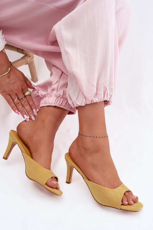 Damenhausschuhe Ermöglicht Smukłym Obcasie gelbe Farbe Revina