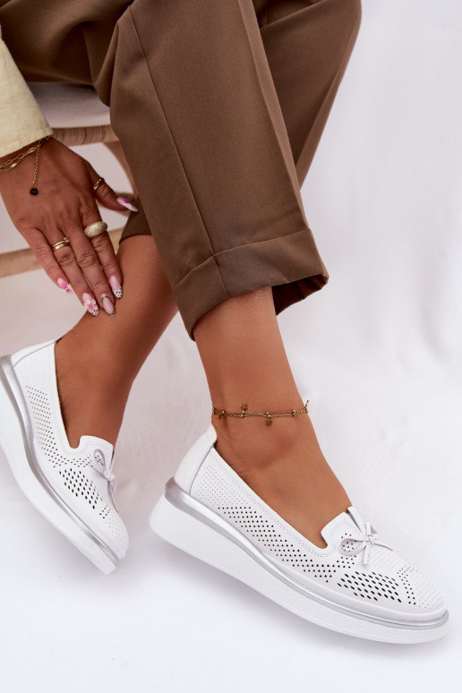 Haut mit durchbrochenen Elementen Schuhe mit einer Plattform S.Barski LR61-7043 Zueiße Farbe