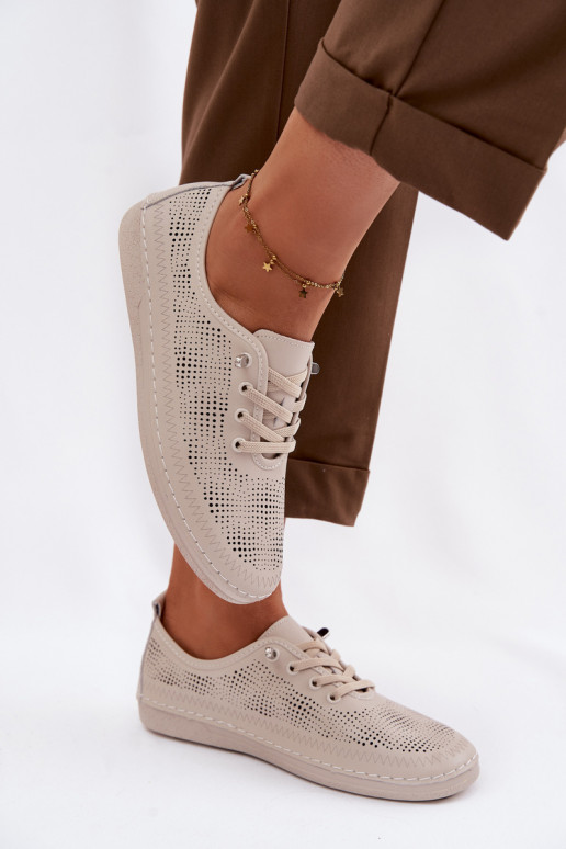 Haut mit durchbrochenen Elementen Schuhe Feminin S.Barski LR61-7083 Beige