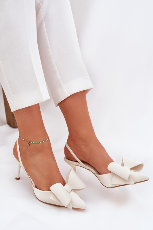 hochhackige SchuheOdkrytymi Piętami I Kokardką elfenbeinfarbe Eklevia