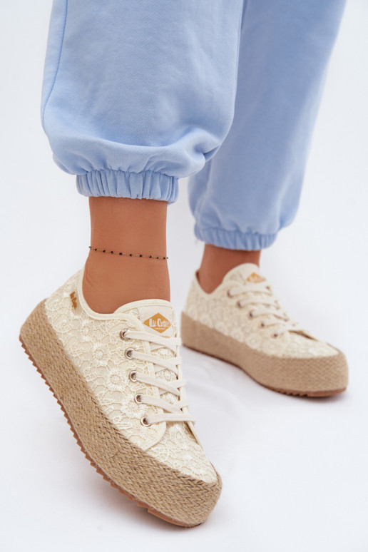 mit Spitzenmotiven lässige Schuhe Espadrilles mit einer Plattform Lee Cooper LCIN-26-31-4328 Beige