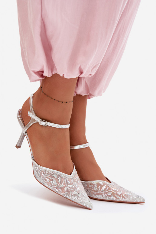 Netz Damensandalen mit dünnen Absätzenmit Glanzującym Zdobieniem Silberfarbe Laria