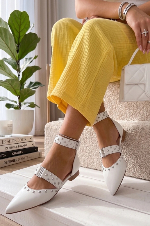 Weiße Ballerinas mit Kristallen Clarisse