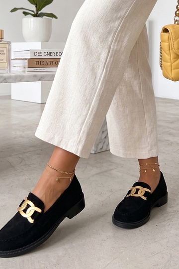 Schwarze Mokassins mit...