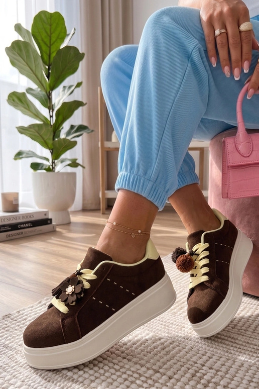 Braune Sneakers auf Plattform Oktawia