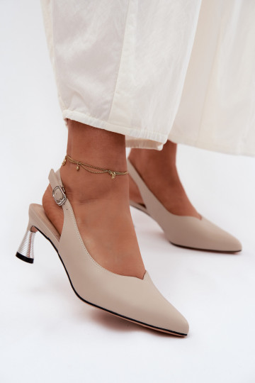 Sandfarbene Damen-Sandalen mit Absätzen Vinceza 66922 2