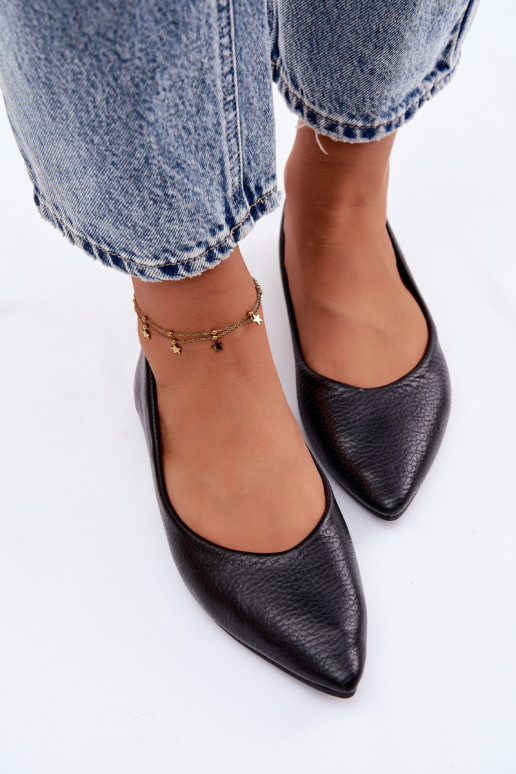 Ballerinas aus Kunstleder in Schwarz Nelisa