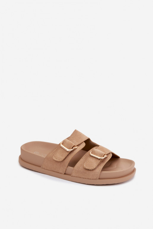 Beige Slipper mit goldenen Schnallen Pelorin