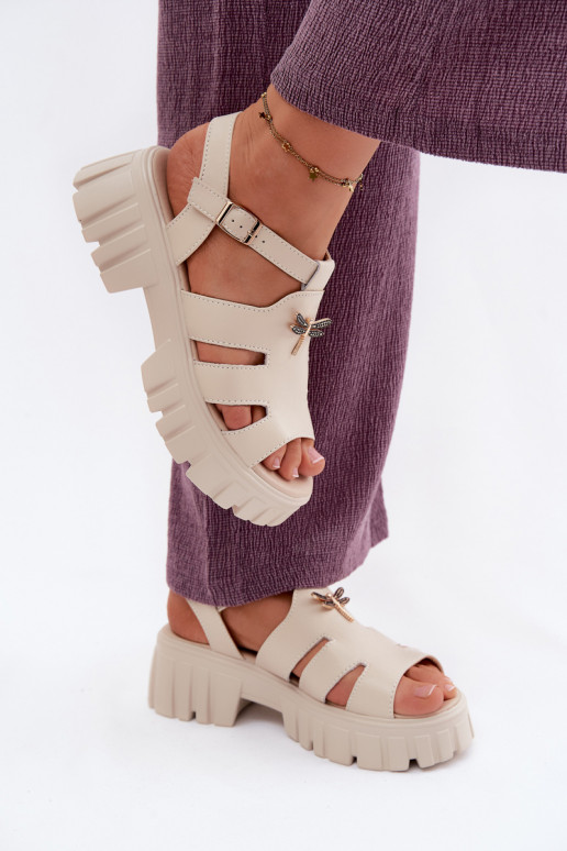 Damensandalen Feminin mit einer PlattformINażką Vinceza 79627 Beige