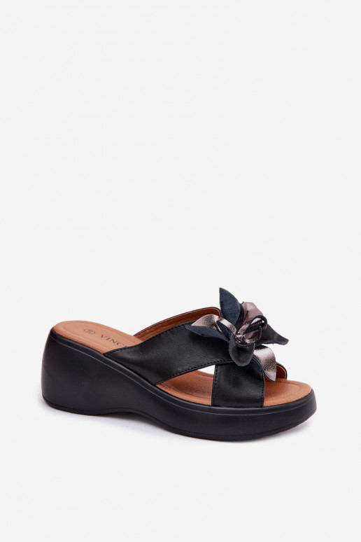 Leder-Platformsandalen mit dekorativen Blumen Vinceza 41511, schwarz