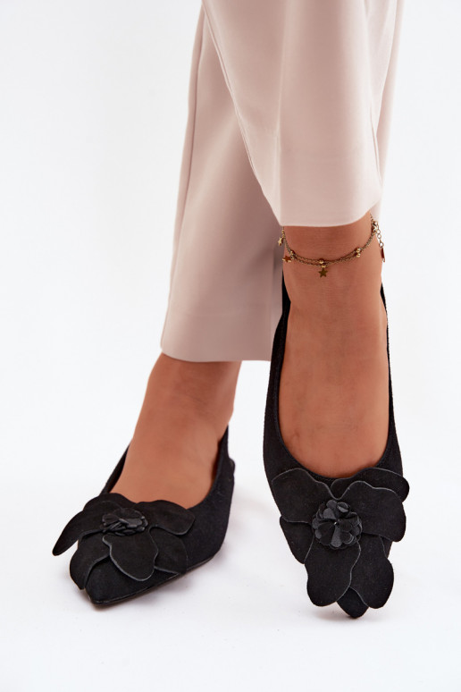 Schwarze Leder-Platformsandalen mit breitem Absatz und Blume Vinceza 66951