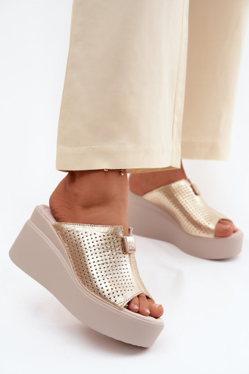 DamenhausschuheErmöglichtturalnej Skóry mit einer Plattform Vinceza 95392 goldene Farbe