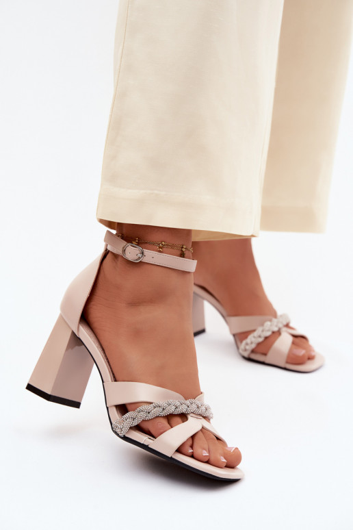 Damensandalen mit Absätzen Aufzeichnen Pasek mit blitzenden Augen Vinceza 62298 Beige