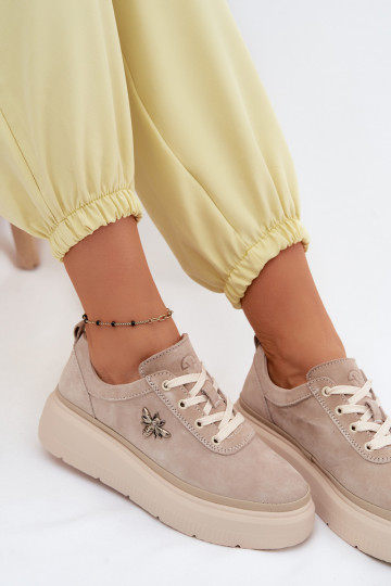 Haut aus INildleder Schuhe Feminin mit einer Plattform Vinceza 41523 Beige