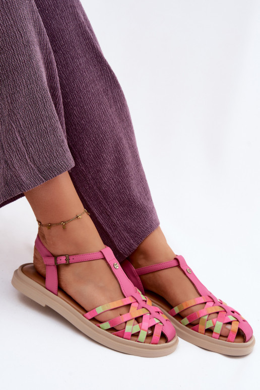 Lederne flache Sandalen für Frauen mit Riemen in Rosa